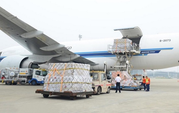 Vận tải đường hàng không - Logistics Thông Quan - Công Ty Cổ Phần Thông Quan